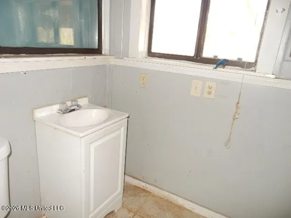 $71,500 | 145 County Road 511, Como, MS 38619