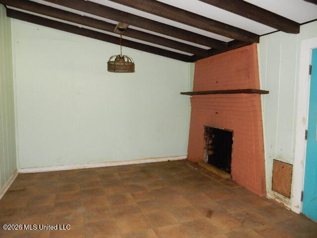 145 County Road 511 Como, MS 38619 - Photo 8 of 27 2026-03-13 22.23.42