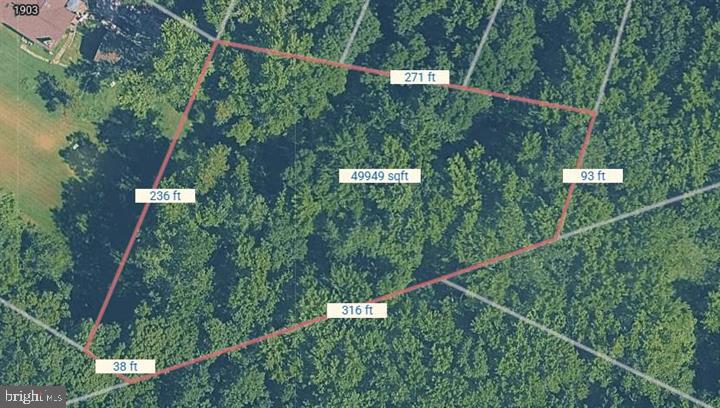 Knoll Drive Oxon Hill, MD 20745 - Photo 2 of 10 a view of a building