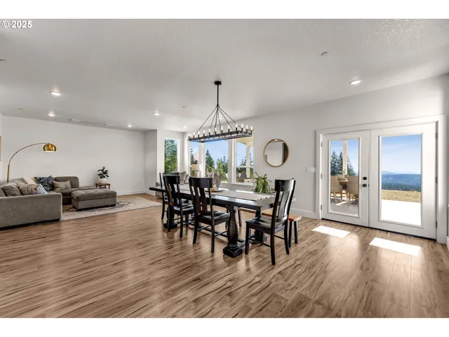 $990,000 | 24020 Northeast Alvas Road, Battle Ground, WA 98604