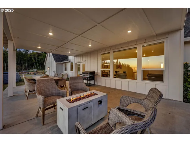 $990,000 | 24020 Northeast Alvas Road, Battle Ground, WA 98604