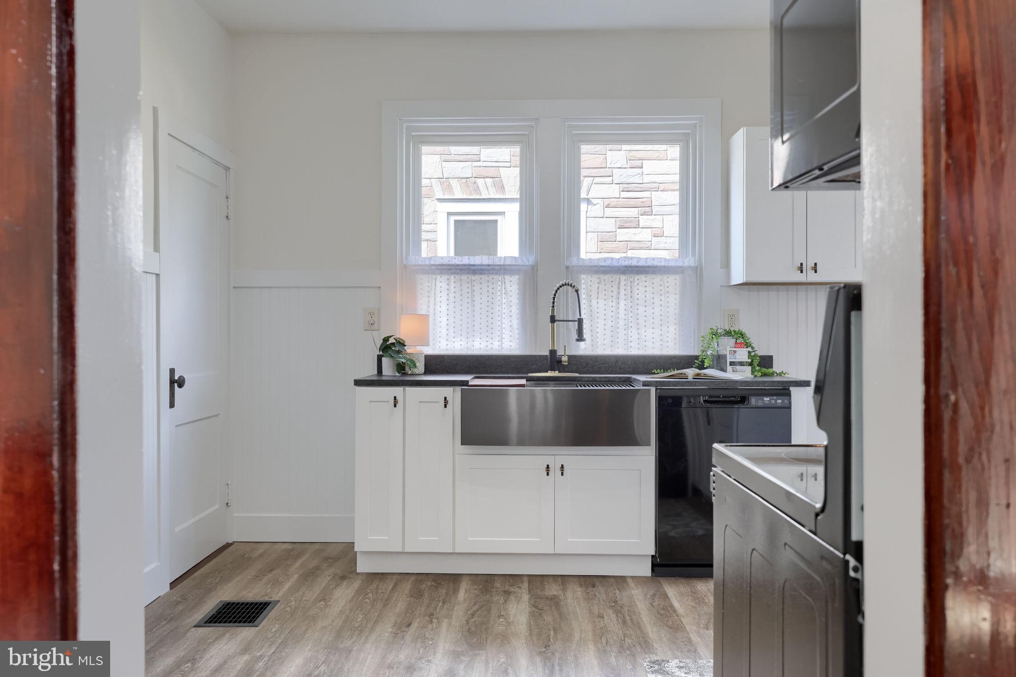 631 South Broad Street Lititz, PA 17543 - Photo 30 of 55 Bright and modern kitchen oasis.