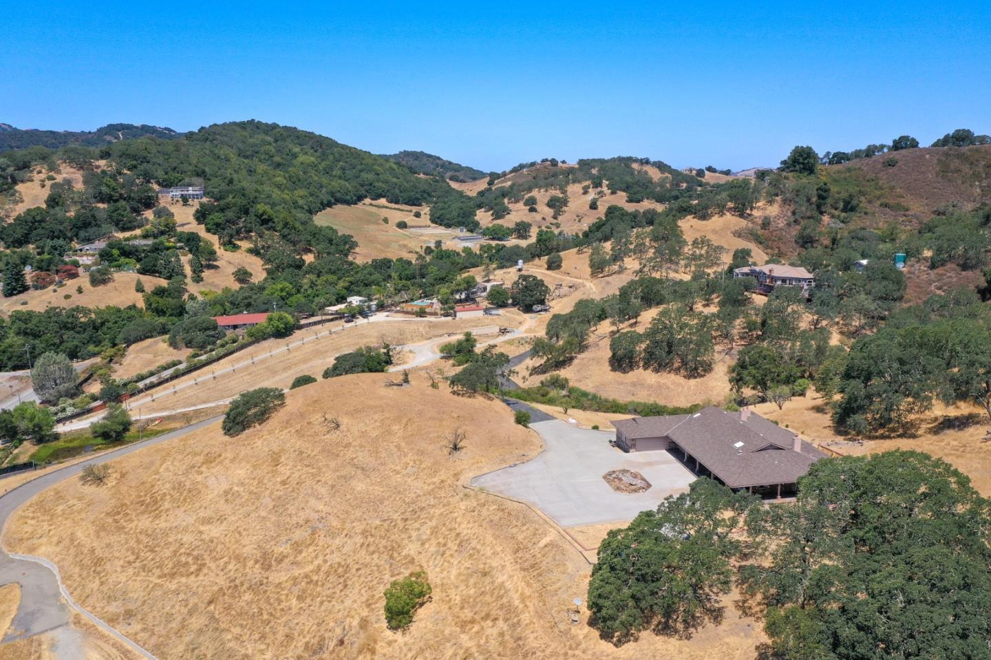 21050 Uvas Road Morgan Hill, CA 95037 - Photo 10 of 43