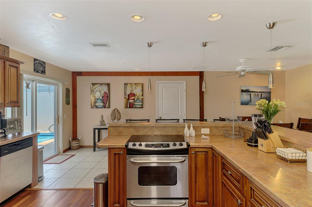 5864 Viola Road Venice, FL 34293 - Photo 12 of 66