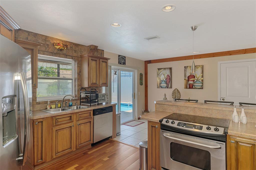 5864 Viola Road Venice, FL 34293 - Photo 13 of 66