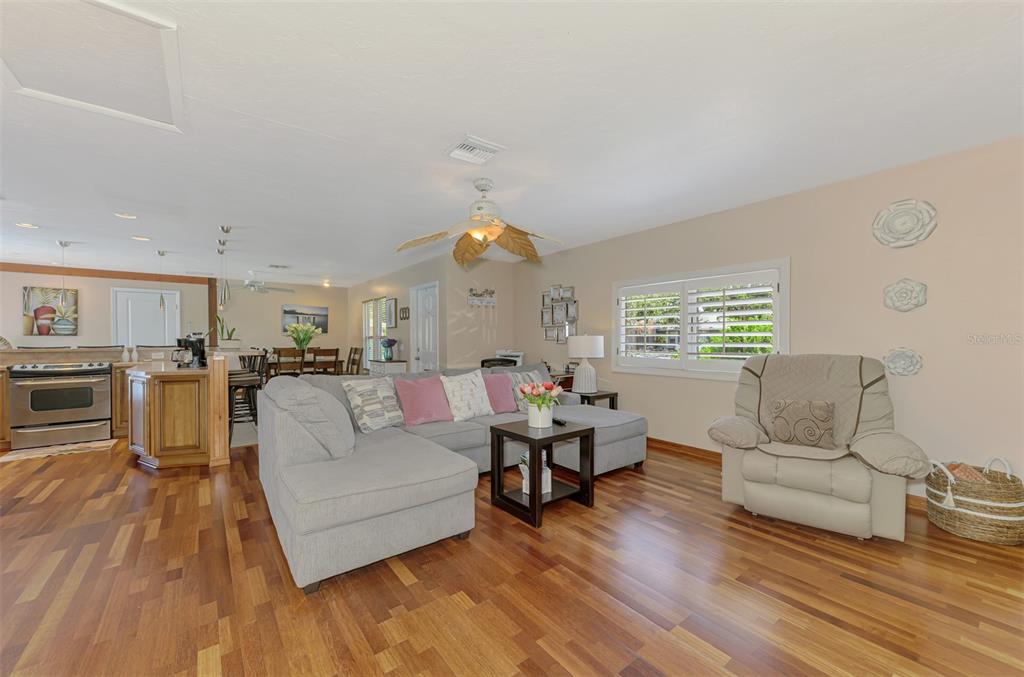 5864 Viola Road Venice, FL 34293 - Photo 18 of 66
