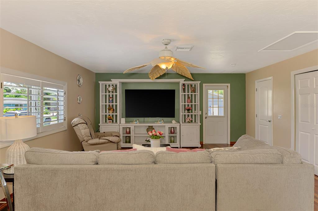 5864 Viola Road Venice, FL 34293 - Photo 27 of 66