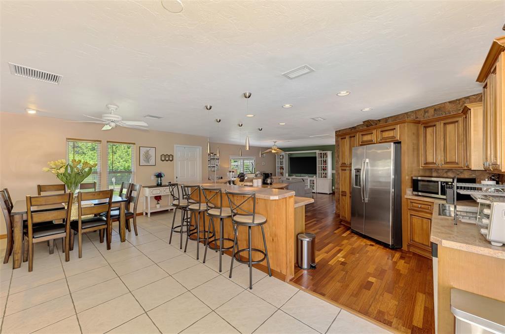 5864 Viola Road Venice, FL 34293 - Photo 9 of 66