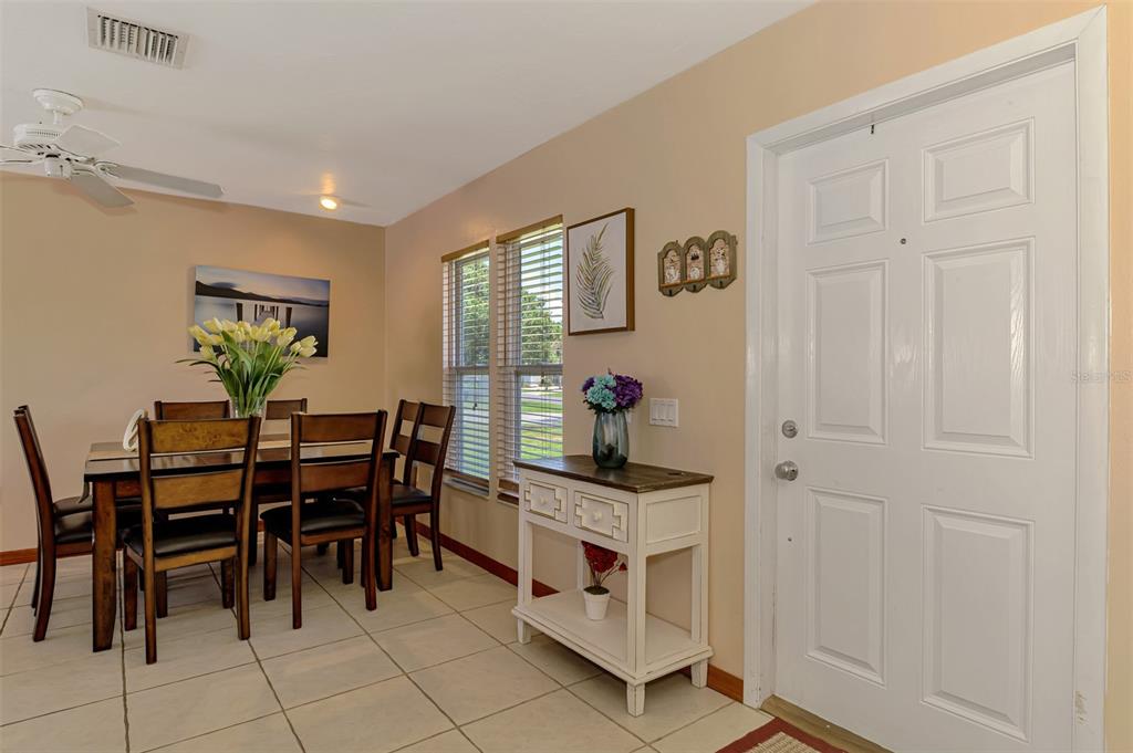 5864 Viola Road Venice, FL 34293 - Photo 10 of 66
