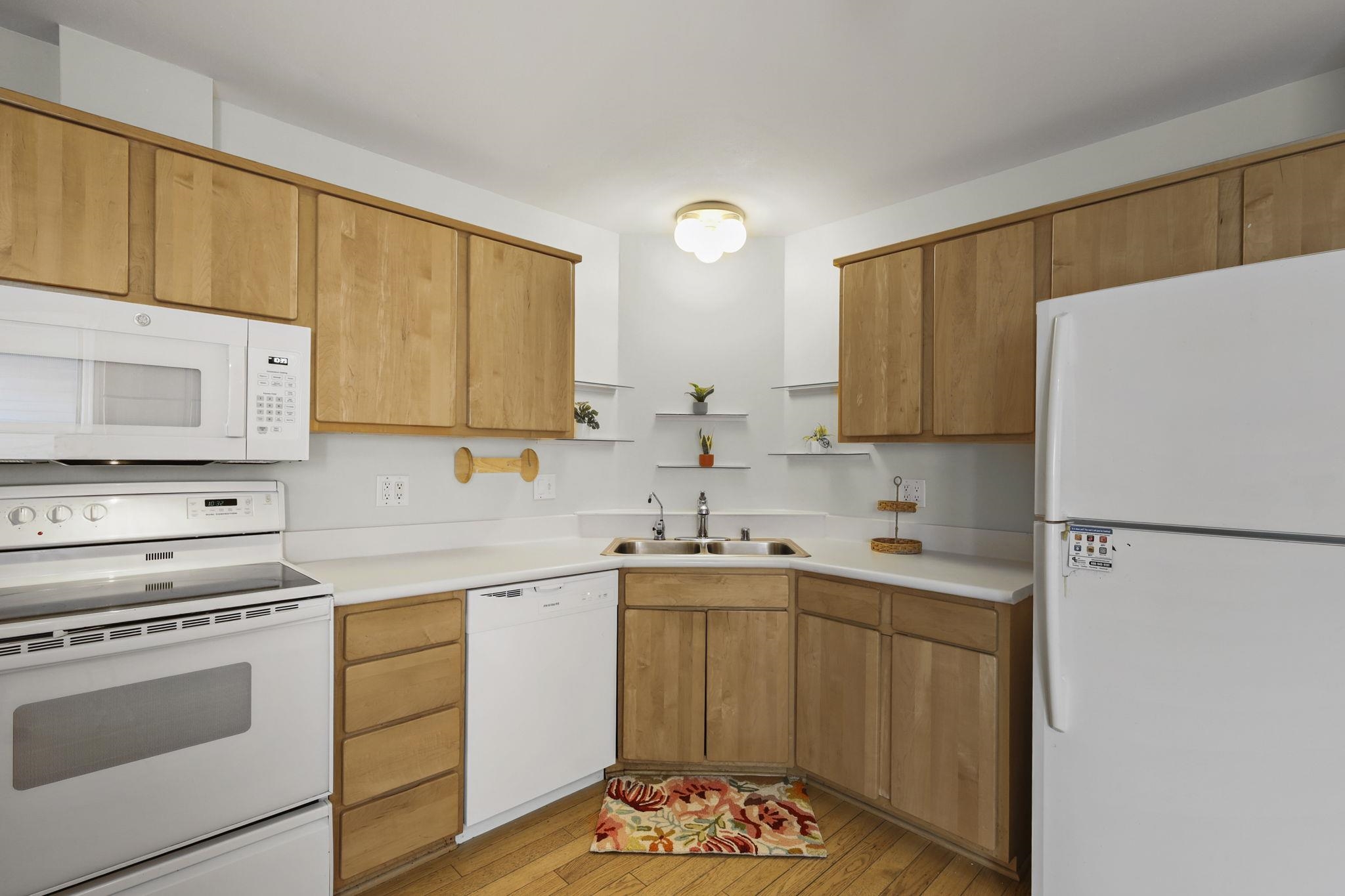 7405 Tree Madison, WI 53717 - Photo 16 of 38