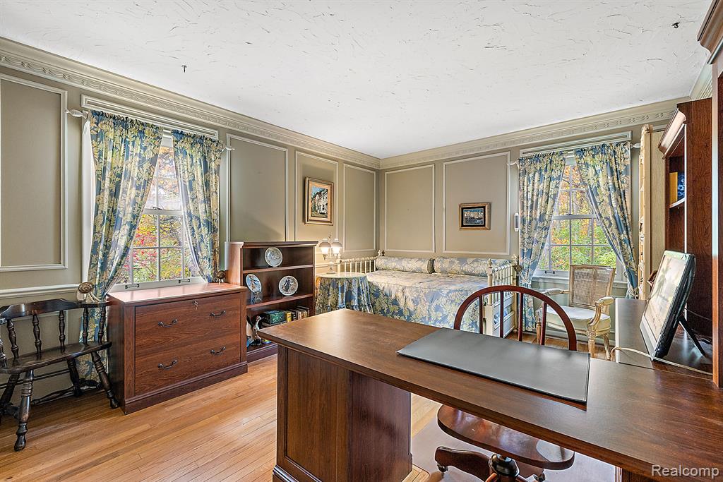 5008 Arrowhead Road West Bloomfield, MI 48323 - Photo 19 of 38 Gallery Image 19