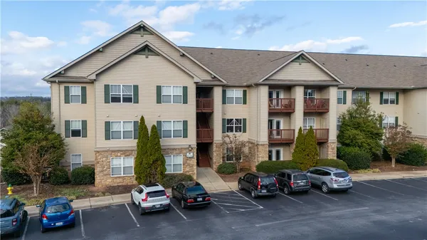 $255,000 | 701 Harts Cove Way, Seneca, SC 29678