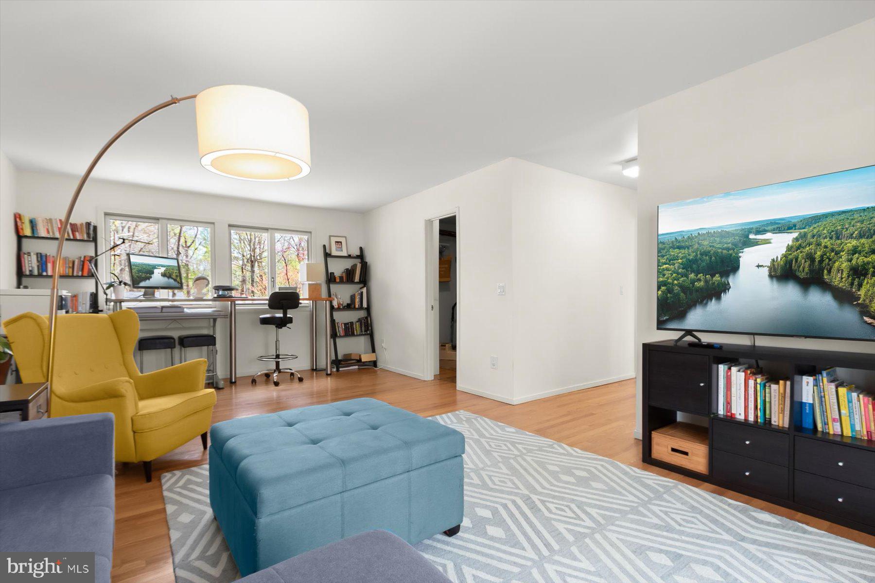 8104 Fenway Road Bethesda, MD 20817 - Photo 21 of 45