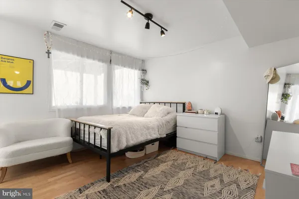 $1,399,000 | 8104 Fenway Road, Bethesda, MD 20817