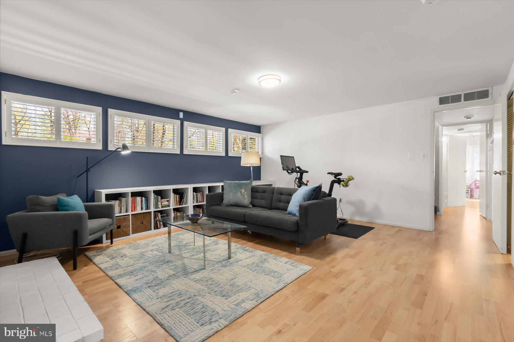 8104 Fenway Road Bethesda, MD 20817 - Photo 35 of 45