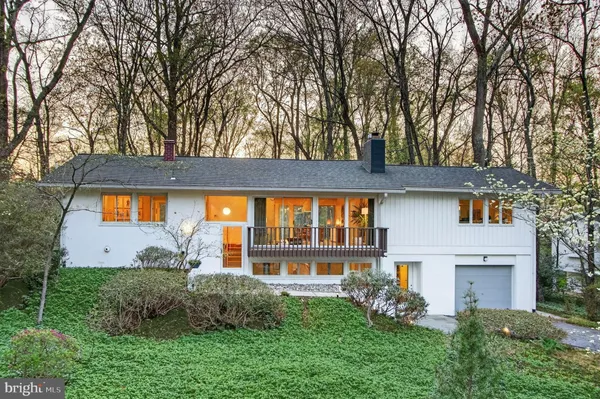 $1,399,000 | 8104 Fenway Road, Bethesda, MD 20817