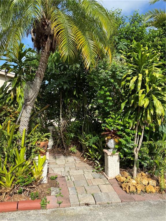 1460 Charles Road Fort Myers, FL 33919 - Photo 16 of 35
