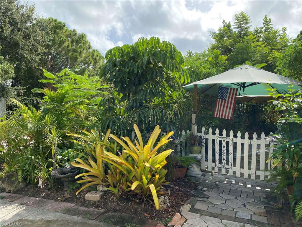 1460 Charles Road Fort Myers, FL 33919 - Photo 25 of 35