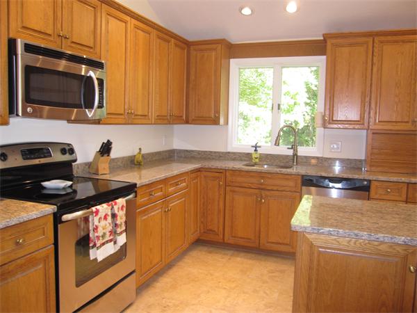 78 Allen Road Easton, MA 02356 - Photo 3 of 27 Gallery Image 3