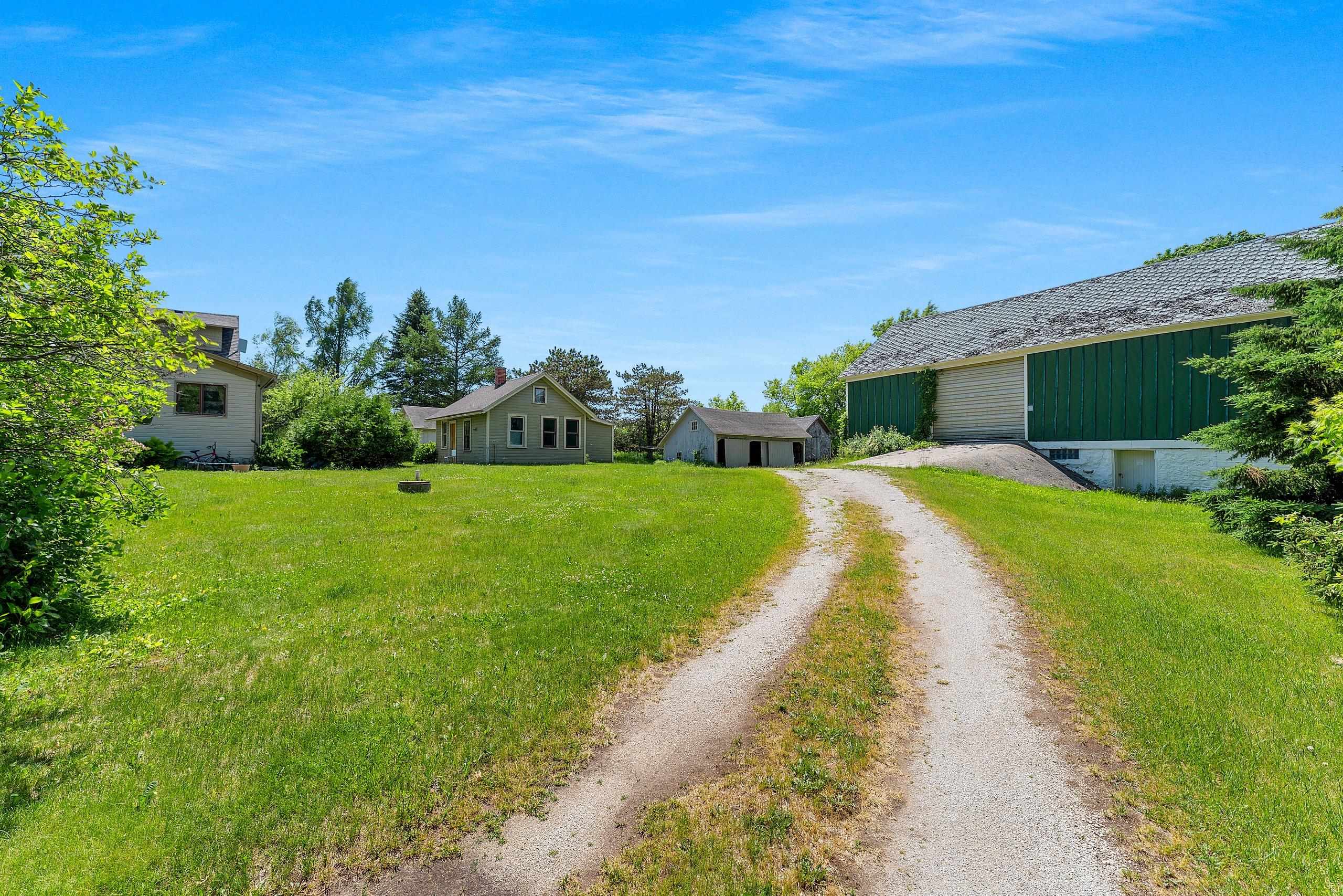 1317 Shiloh Road Sturgeon Bay, WI 54235 - Photo 9 of 27
