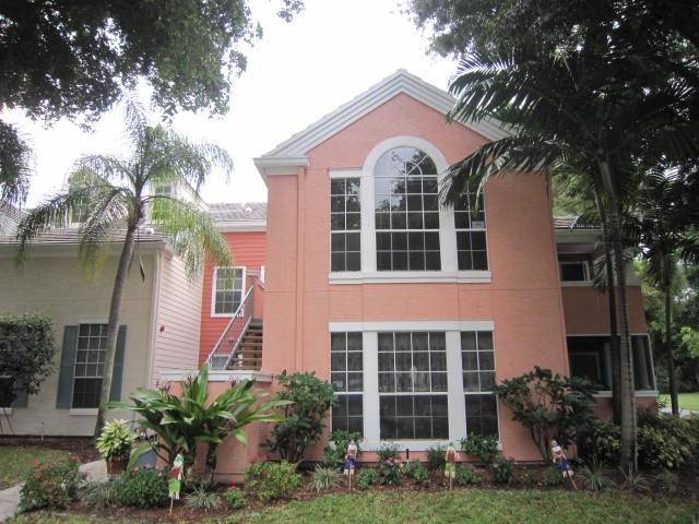 1125 Crystal Way, Unit P Delray Beach, FL 33444 - Photo 1 of 17 Front