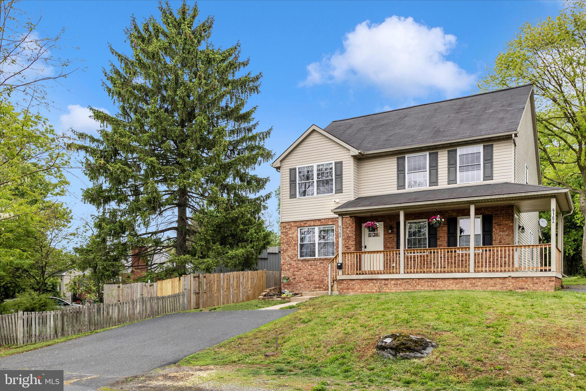 916 Harwood Road Hagerstown, MD 21740 - Photo 39 of 52 front view of a house with a yard