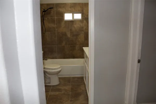 $1,600 | 3314 Holman Street, Houston, TX 77004