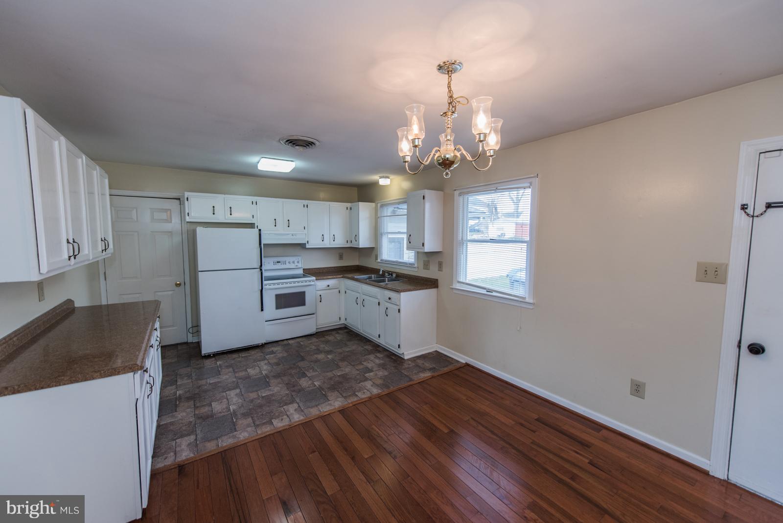 407 East 6th Avenue Ranson, WV 25438 - Photo 8 of 30 Dining Room