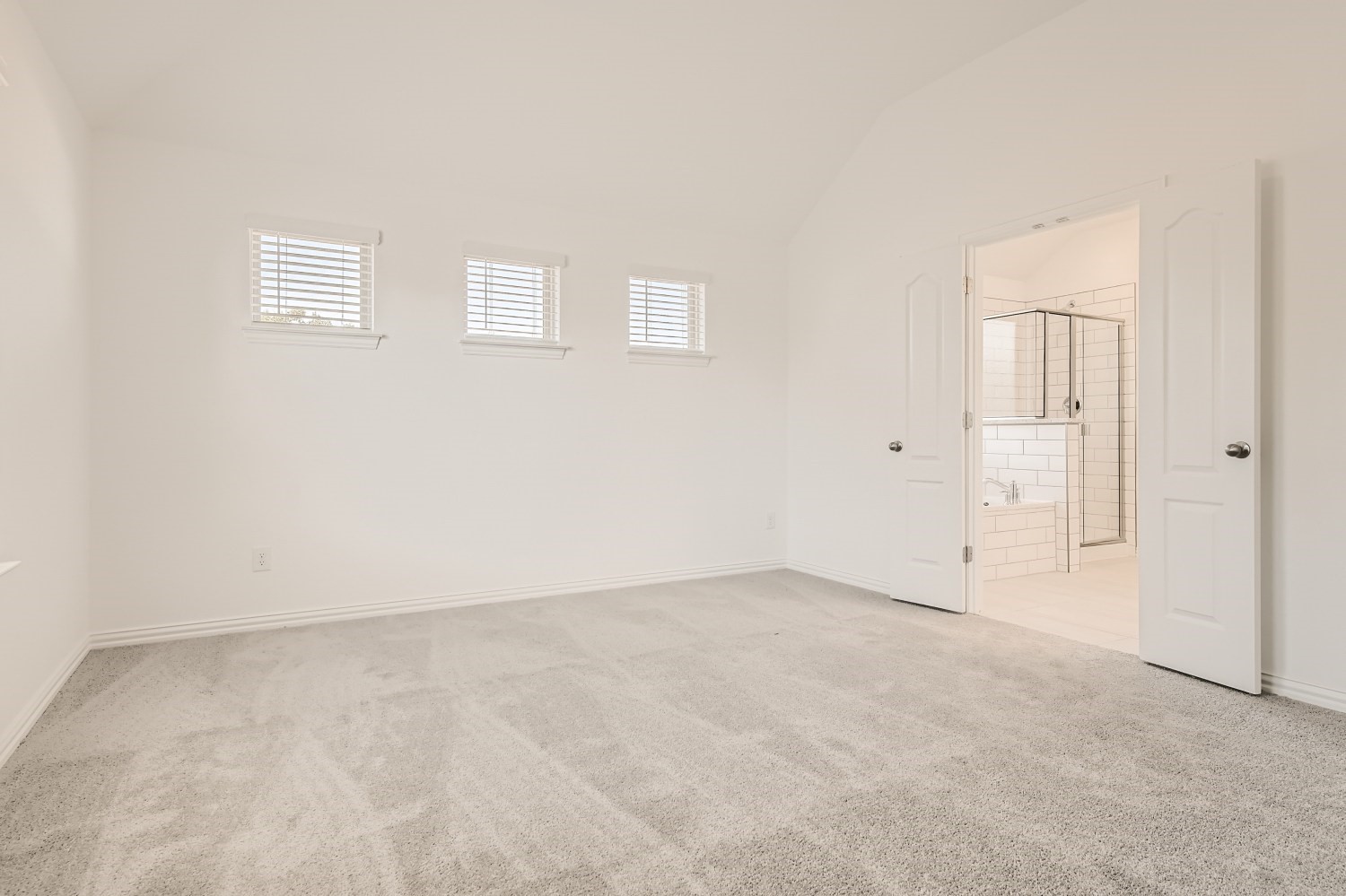 1014 Ridge Runner Drive Georgetown, TX 78628 - Photo 15 of 28