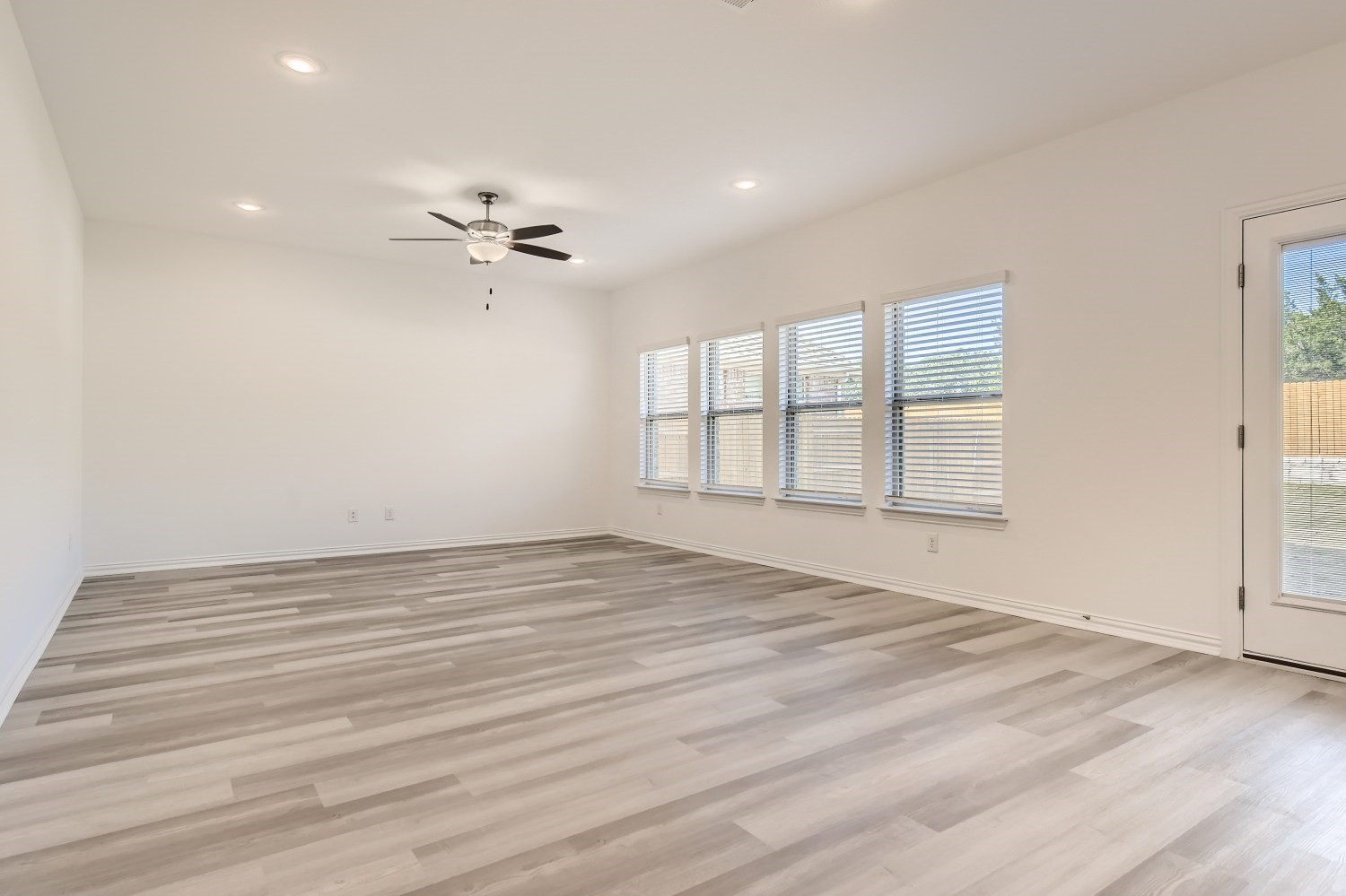 1014 Ridge Runner Drive Georgetown, TX 78628 - Photo 5 of 28