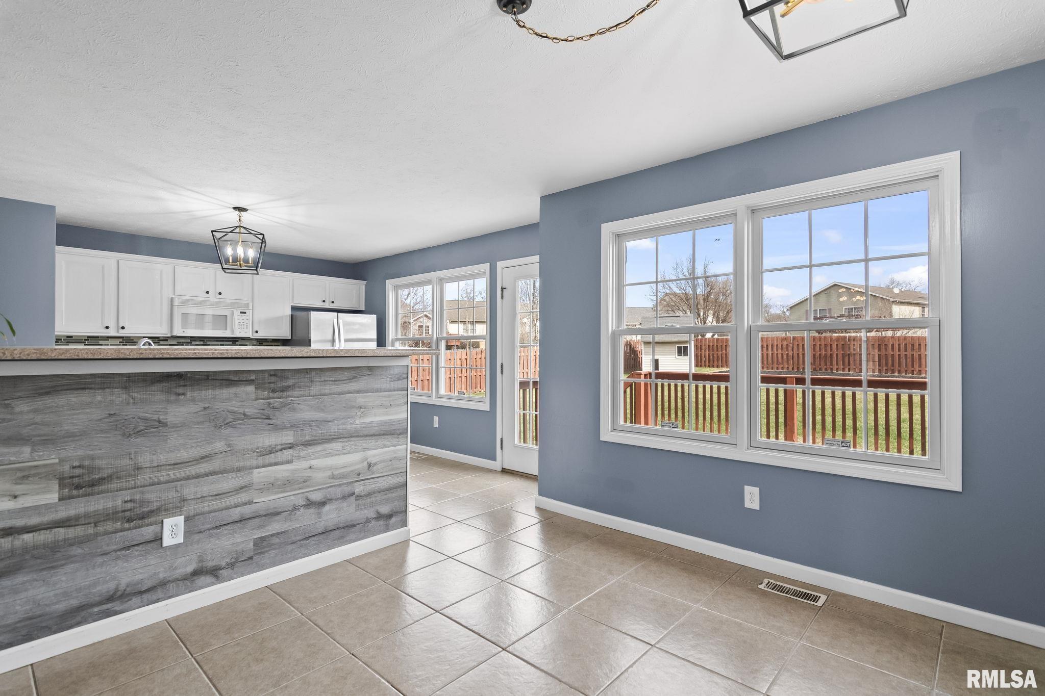 2916 Tanner Road Springfield, IL 62702 - Photo 14 of 42 Gallery Image 14