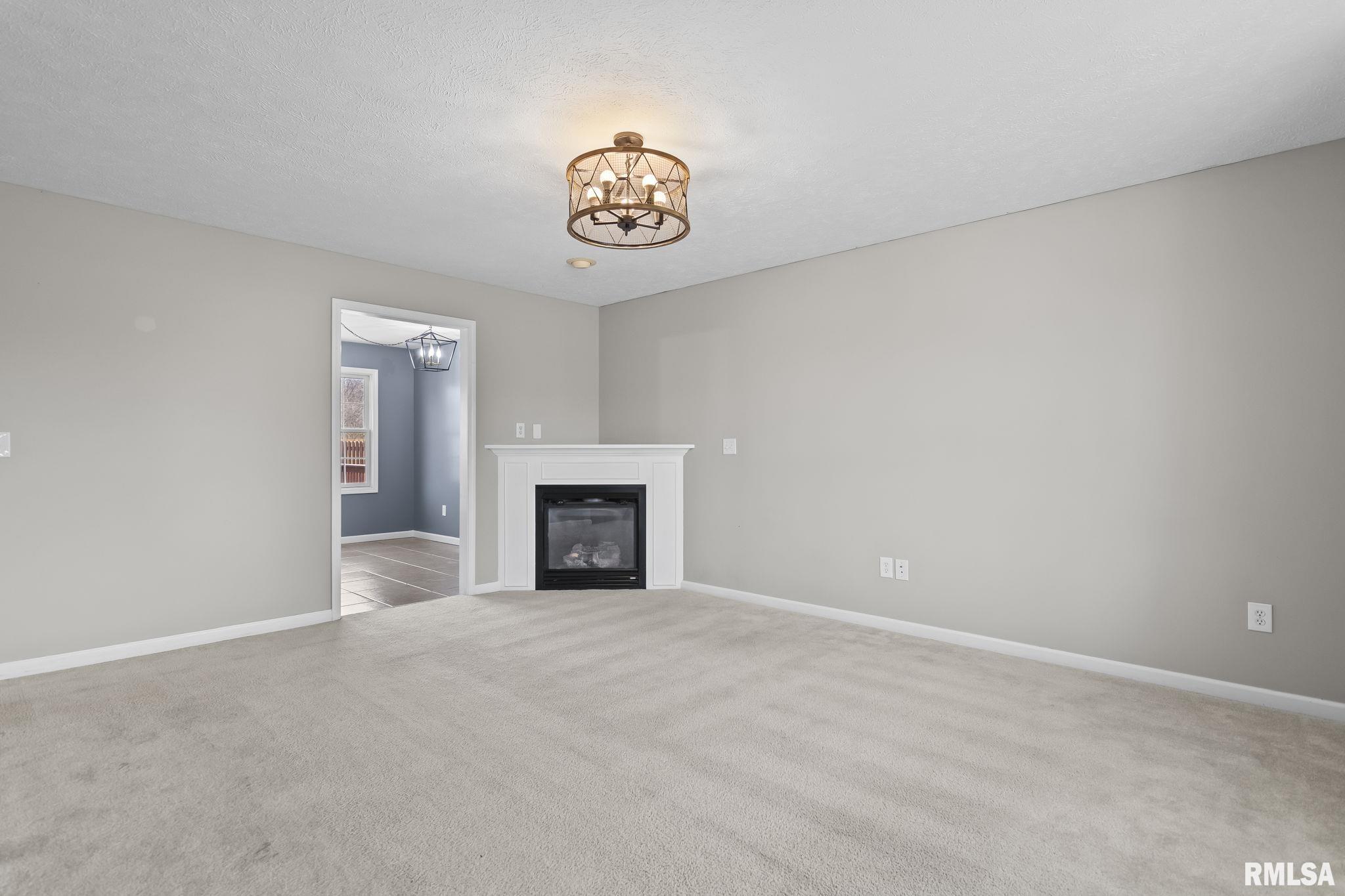 2916 Tanner Road Springfield, IL 62702 - Photo 7 of 42 Gallery Image 7