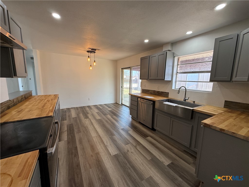 801 Meadowlark Street Hamilton, TX 76531 - Photo 9 of 42