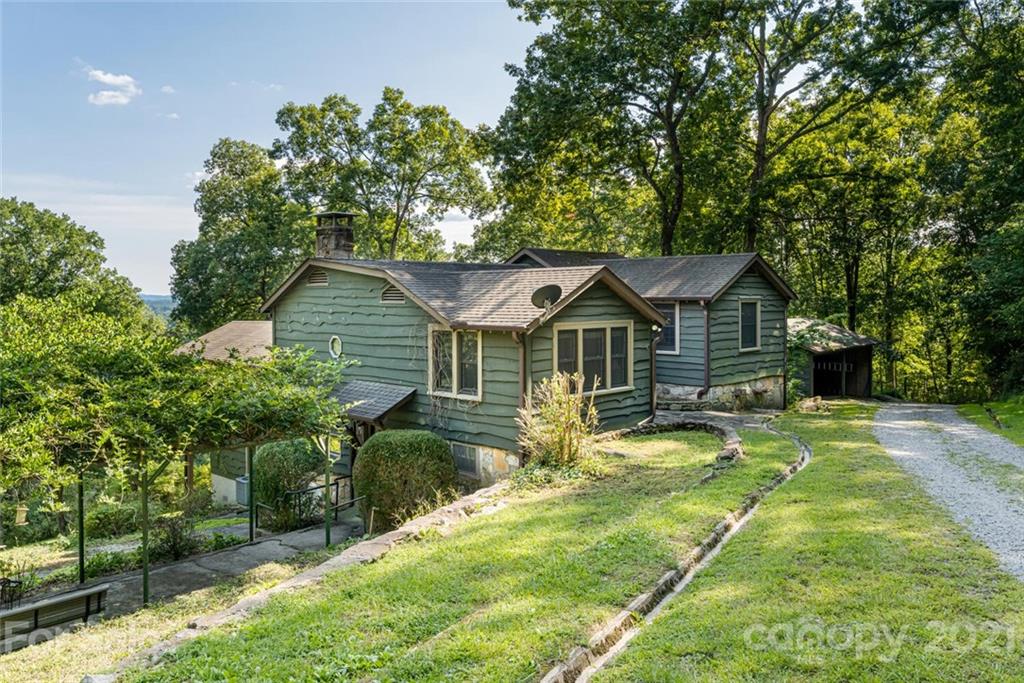 340 West Huckleberry Road Hendersonville, NC 28792 - Photo 2 of 48 Gallery Image 2