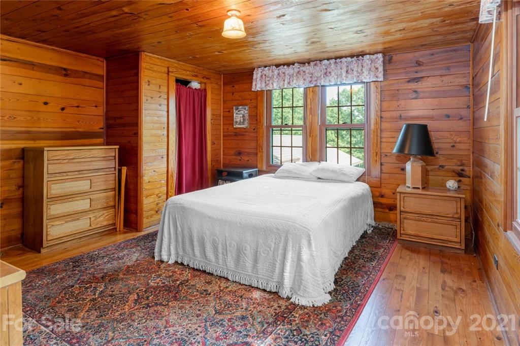 340 West Huckleberry Road Hendersonville, NC 28792 - Photo 22 of 48 Gallery Image 22