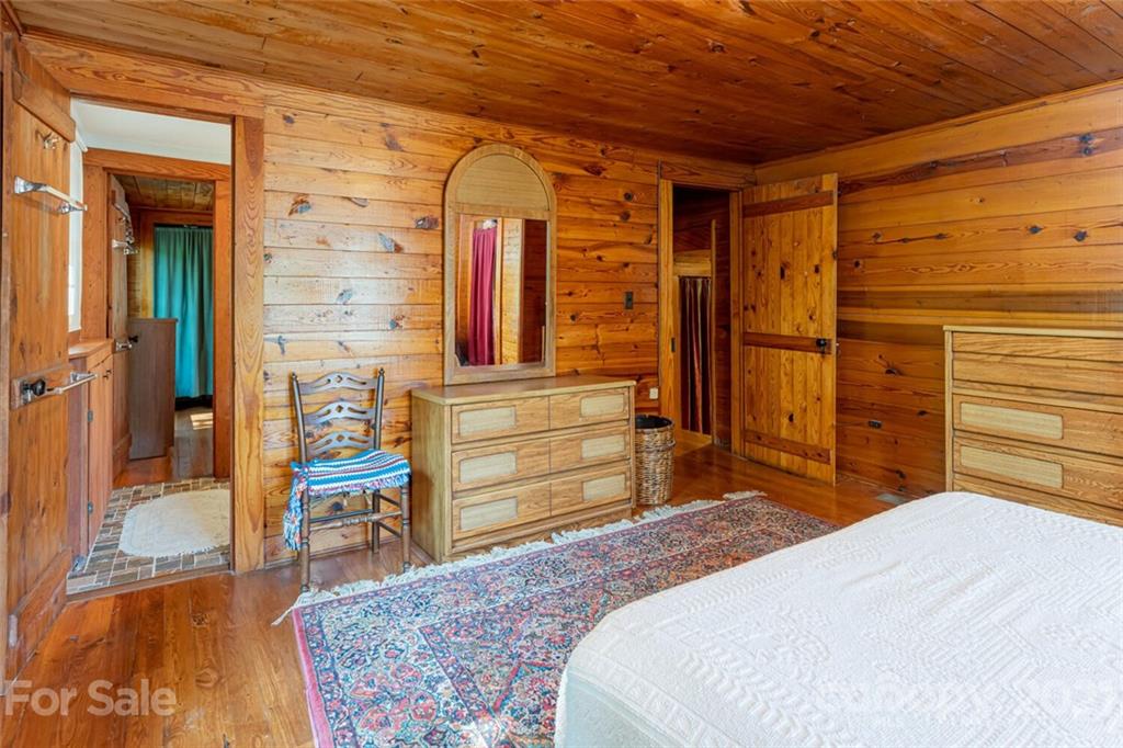 340 West Huckleberry Road Hendersonville, NC 28792 - Photo 23 of 48 Gallery Image 23
