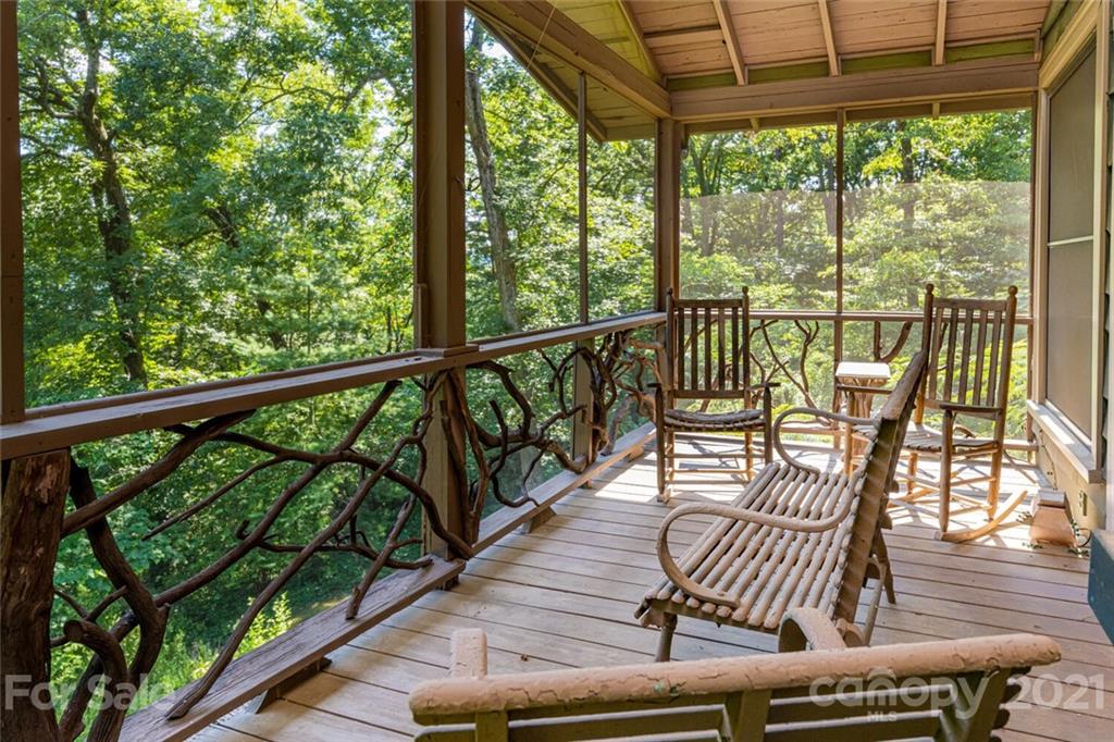 340 West Huckleberry Road Hendersonville, NC 28792 - Photo 25 of 48 Gallery Image 25