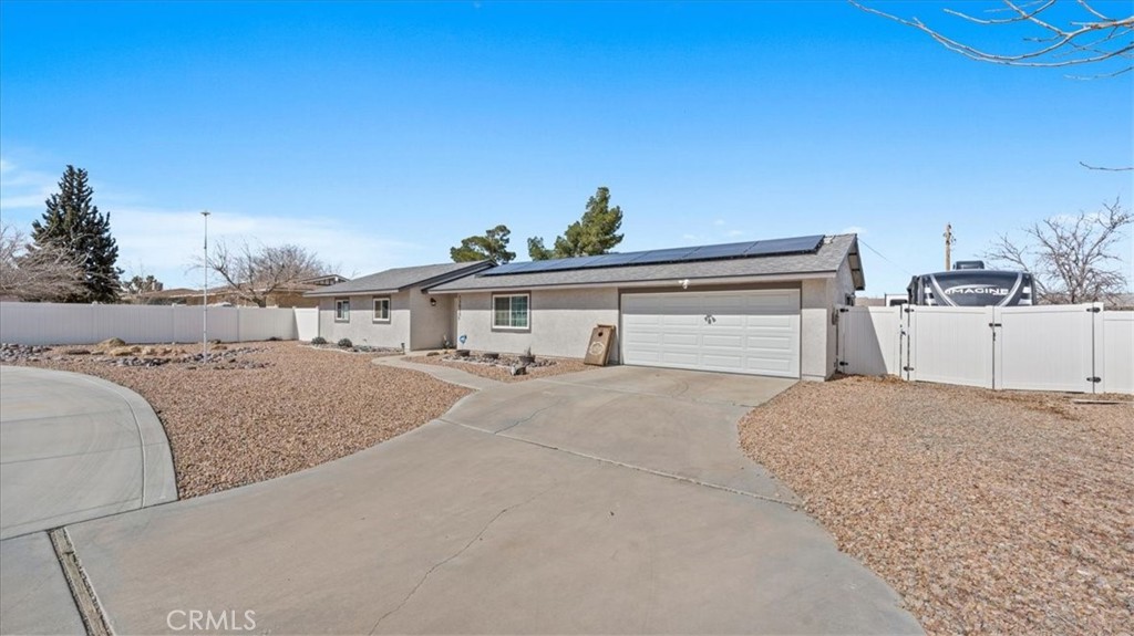 13020 Ojai Road Apple Valley, CA 92308 - Photo 4 of 34