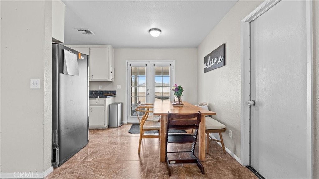 13020 Ojai Road Apple Valley, CA 92308 - Photo 8 of 34