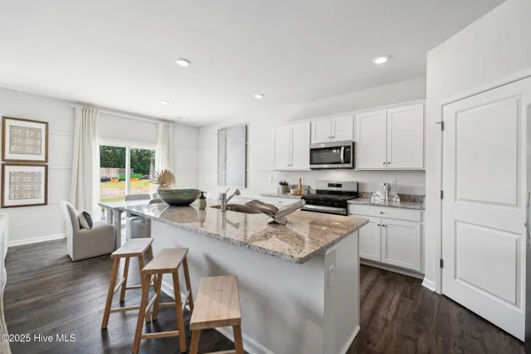 $419,990 | 305 Sailors Way, Elizabeth City, NC 27909