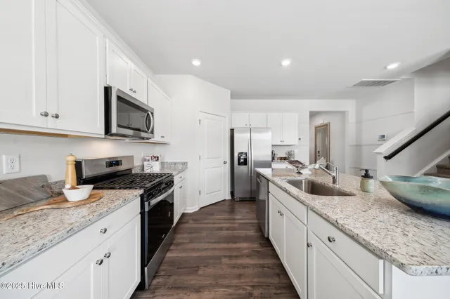 $432,990 | 305 Sailors Way, Elizabeth City, NC 27909