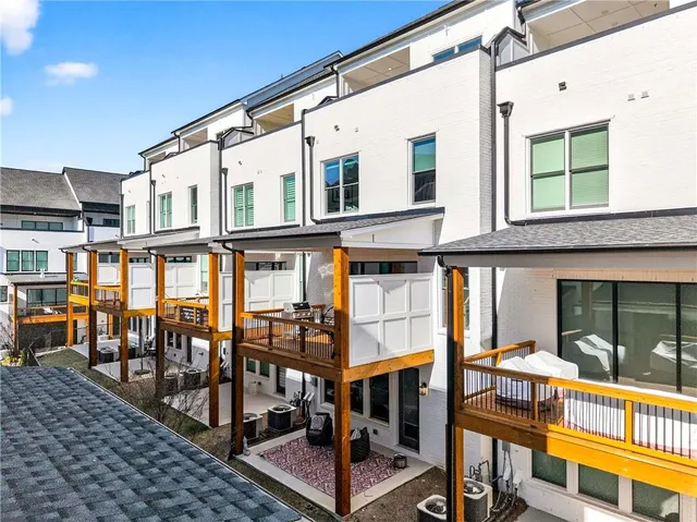 $1,125,000 | 2722 Thornewilde Way, Atlanta, GA 30339