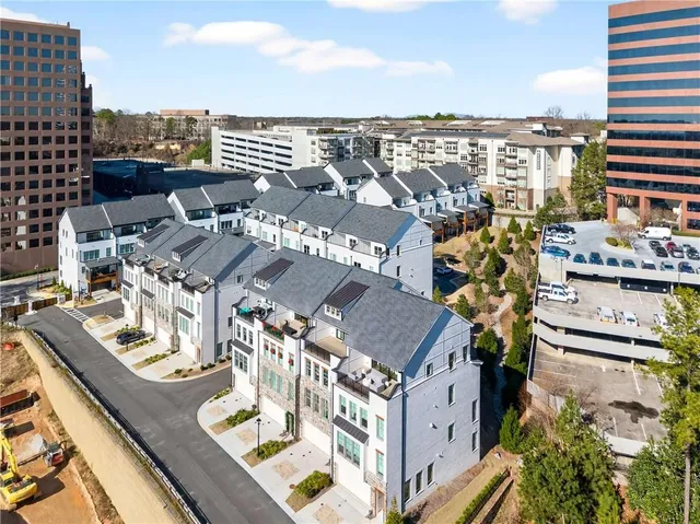 $1,125,000 | 2722 Thornewilde Way, Atlanta, GA 30339