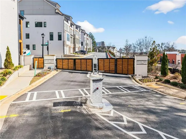 $1,125,000 | 2722 Thornewilde Way, Atlanta, GA 30339
