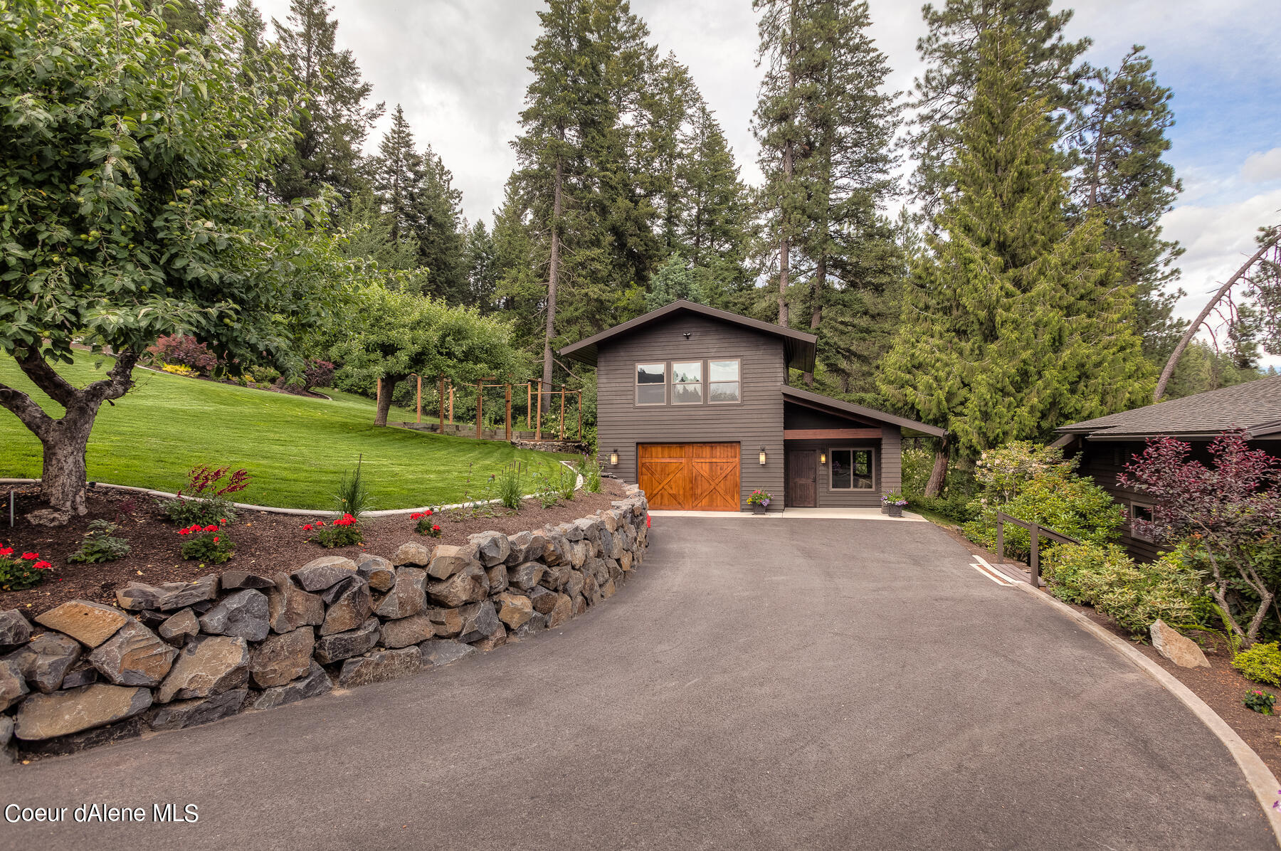 5124 West Mica Shore Road Coeur D'Alene, ID 83814 - Photo 7 of 52 Luxury Waterfront Living