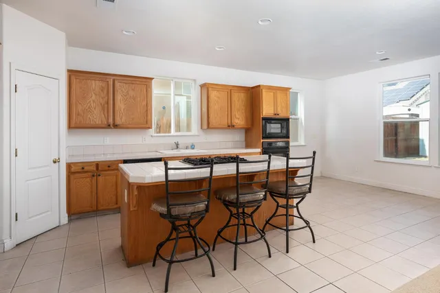 $599,900 | 2681 Wrenwood Avenue, Clovis, CA 93611