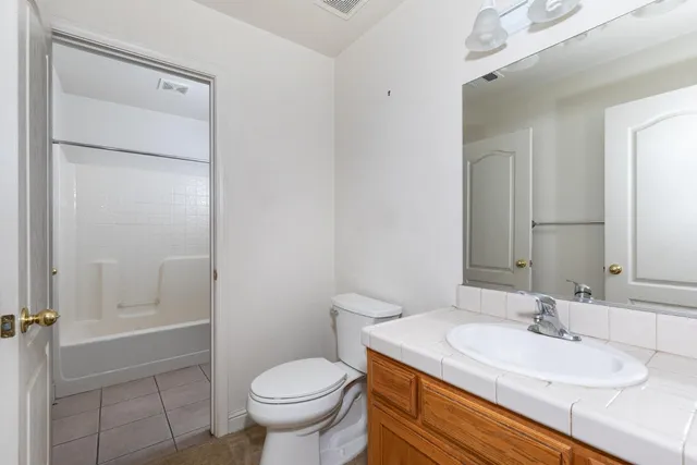 $599,900 | 2681 Wrenwood Avenue, Clovis, CA 93611