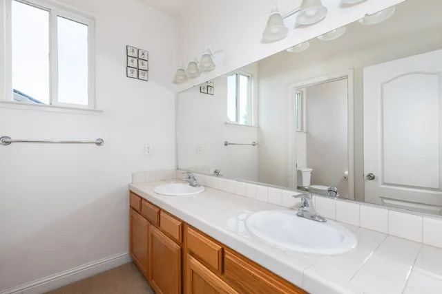 $599,900 | 2681 Wrenwood Avenue, Clovis, CA 93611