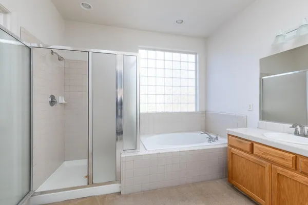 $584,900 | 2681 Wrenwood Avenue, Clovis, CA 93611