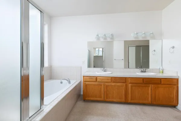 $584,900 | 2681 Wrenwood Avenue, Clovis, CA 93611